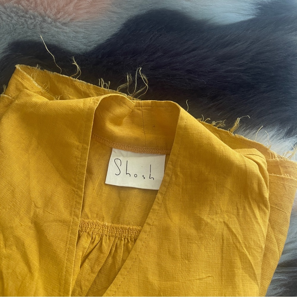 Shosh mustard sleeveless, top size 1, 100% linen